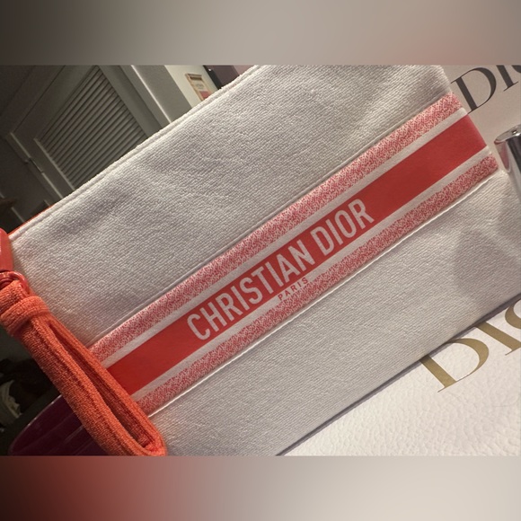 Red Dior Beauty bundle - Picture 5 of 10